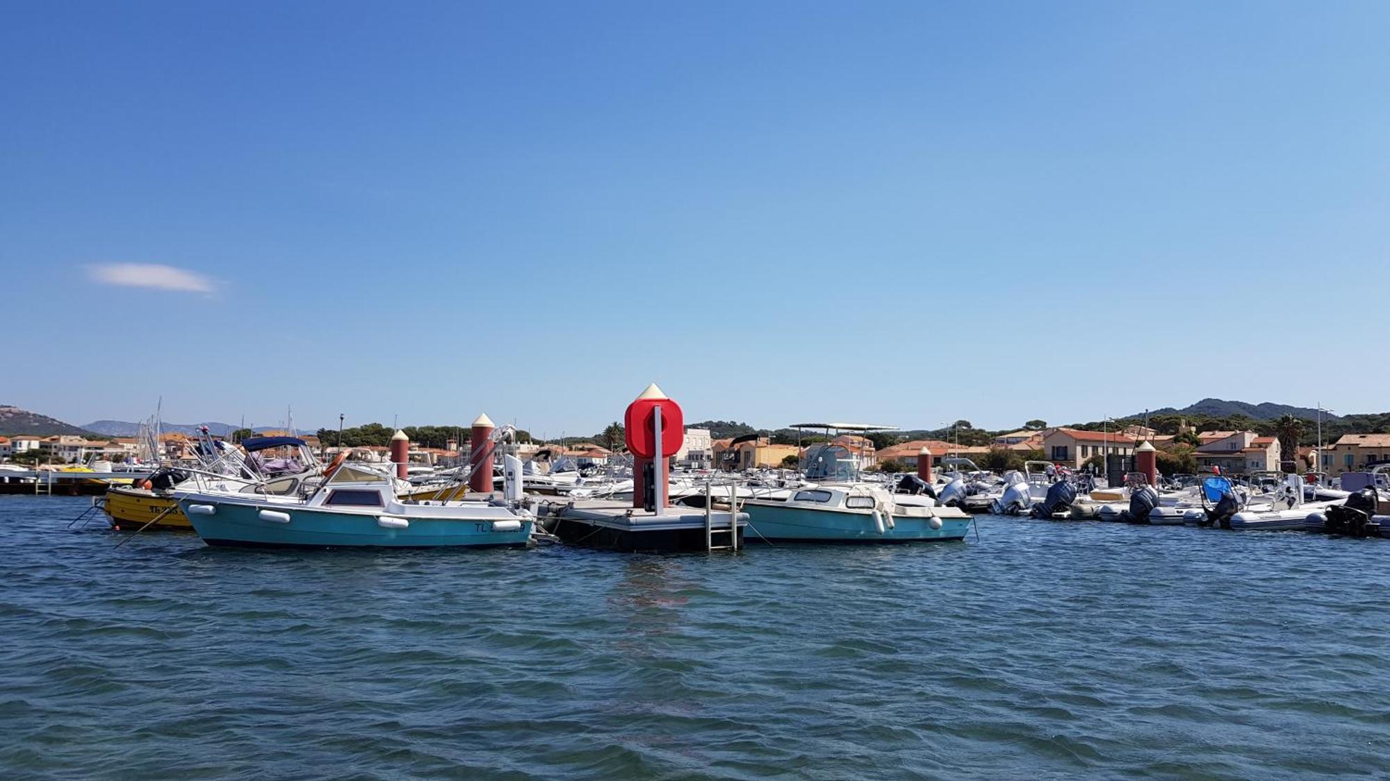 Studio Avec Rez De Jardin Appartement Six-Fours-les-Plages