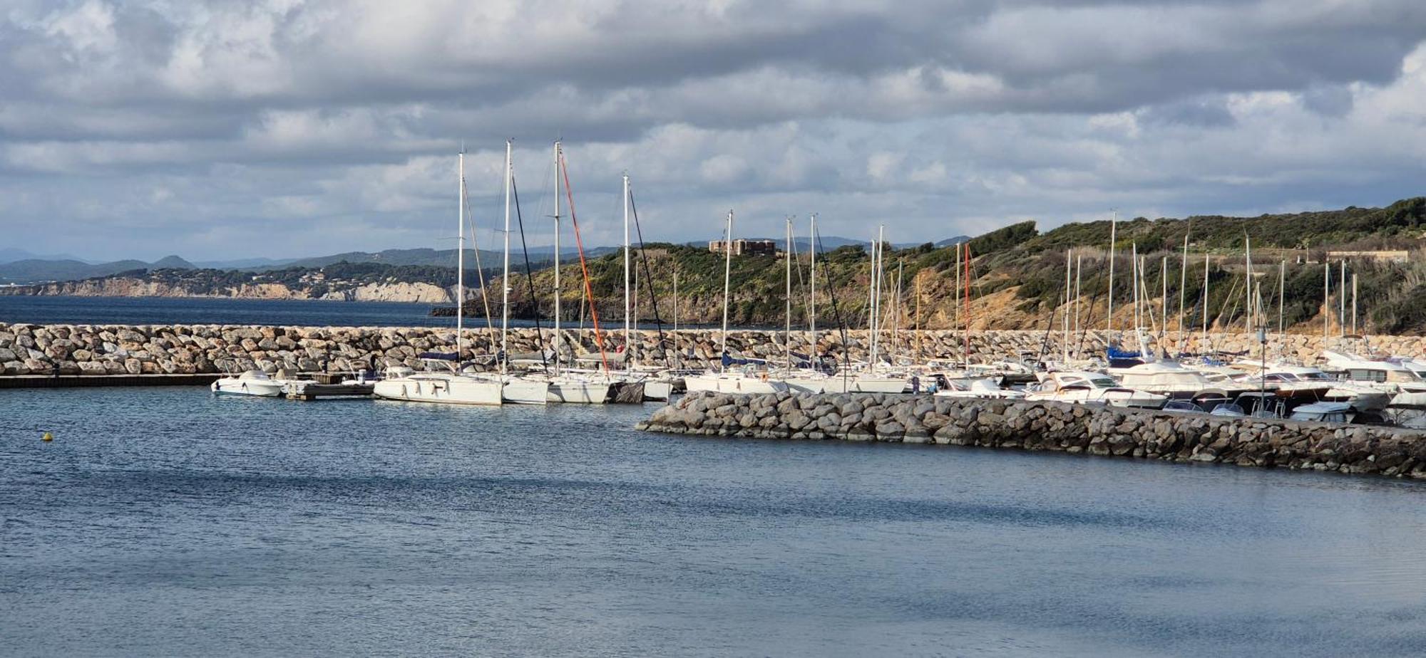 Studio Avec Rez De Jardin * Six-Fours-les-Plages